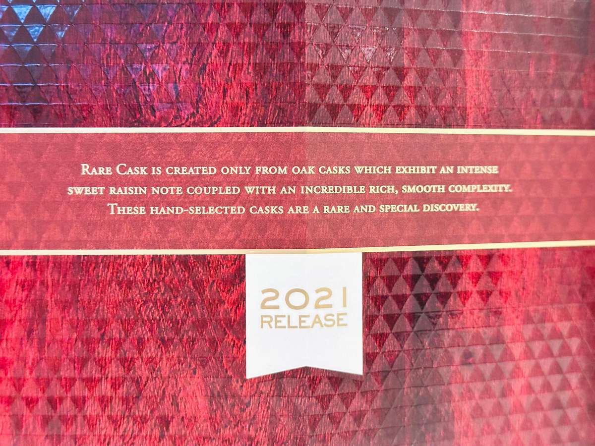The Macallan Rare Cask 2021 Limited Edition in Macallan Showcase
