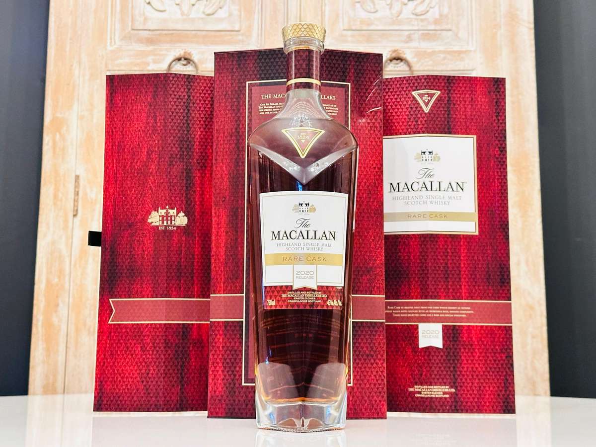 The Macallan Rare Cask 2020 Limited Edition in Macallan Showcase
