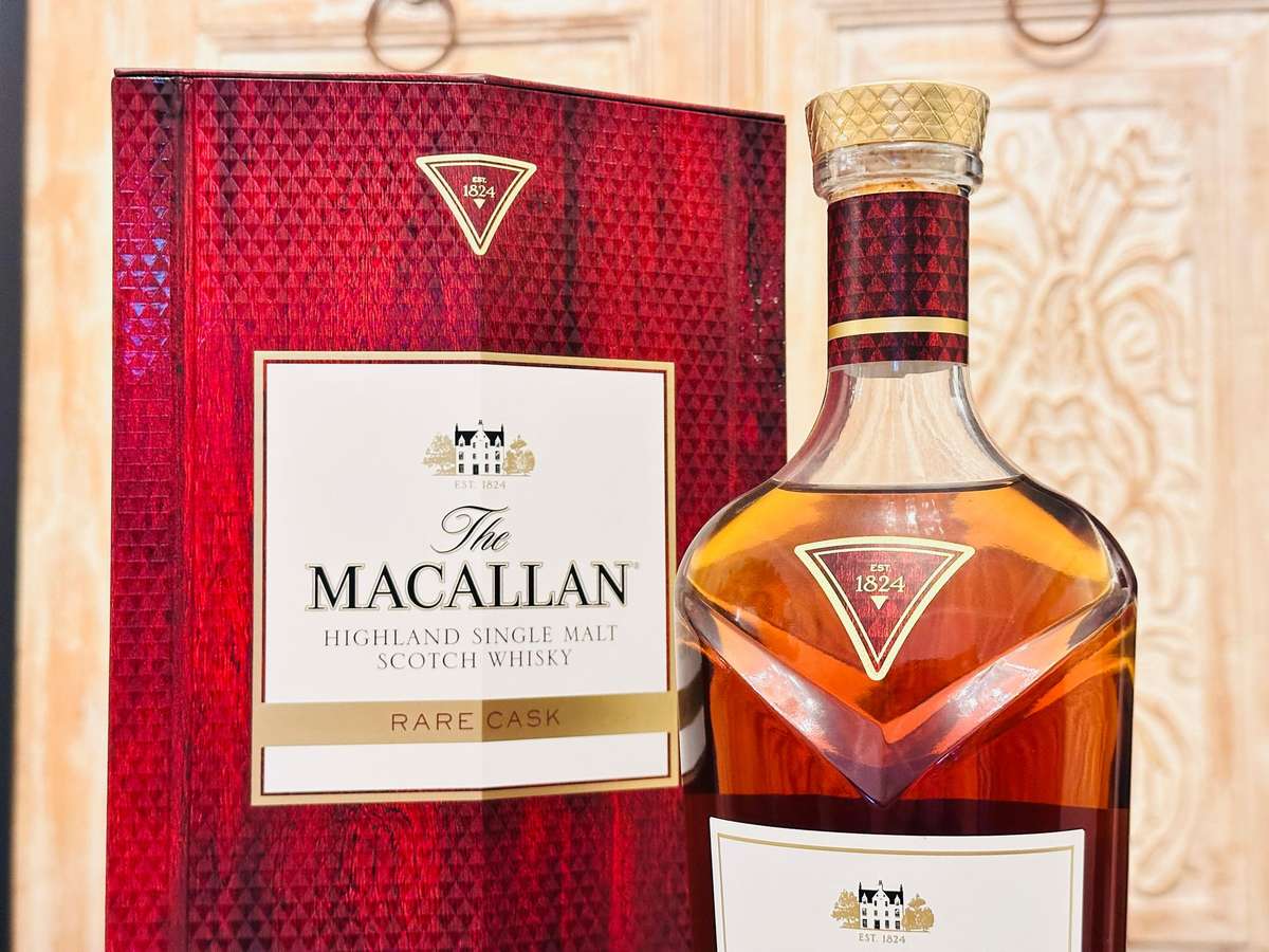 The Macallan Rare Cask 2020 Limited Edition in Macallan Showcase