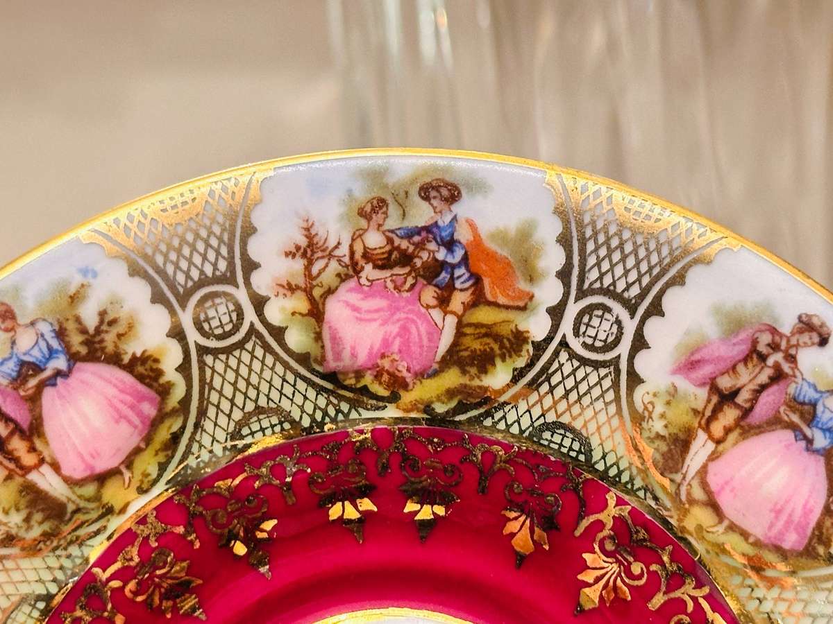 Vintage Bavaria Hand Painted Gilt Collectable Cup