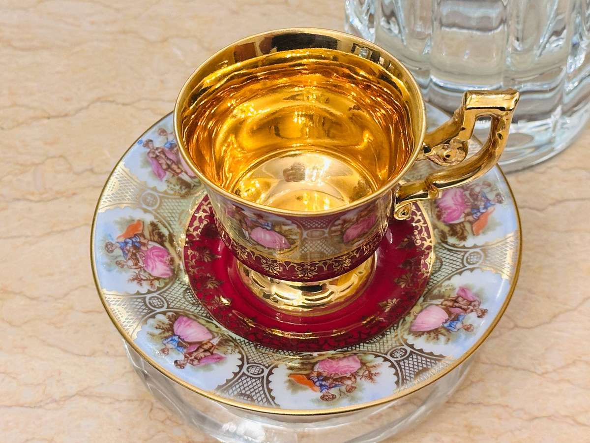 Vintage Bavaria Hand Painted Gilt Collectable Cup