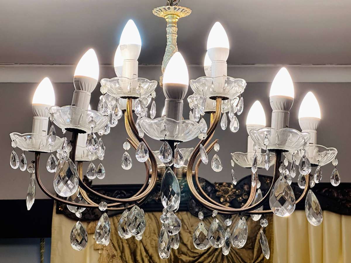 Exquisite French Vintage Large 12 Arm Chandelier