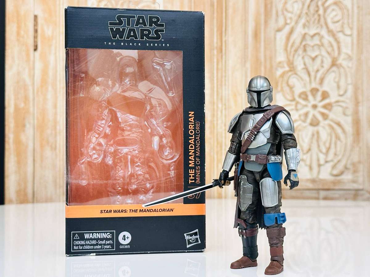 Star Wars The Mandalorian Black Series Collectors Edition with Original Box