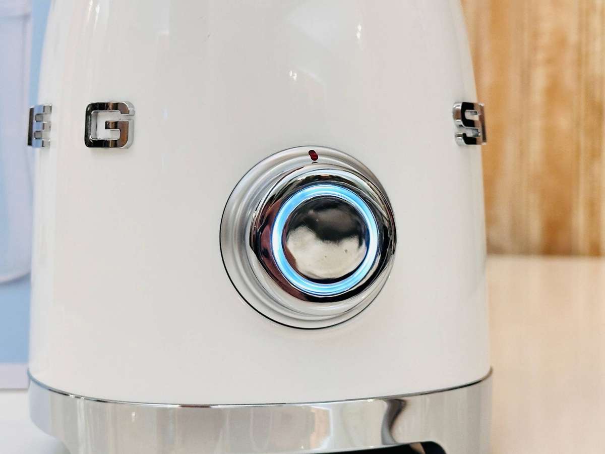 Smeg Retro Blender Smoothie Maker with Original Box