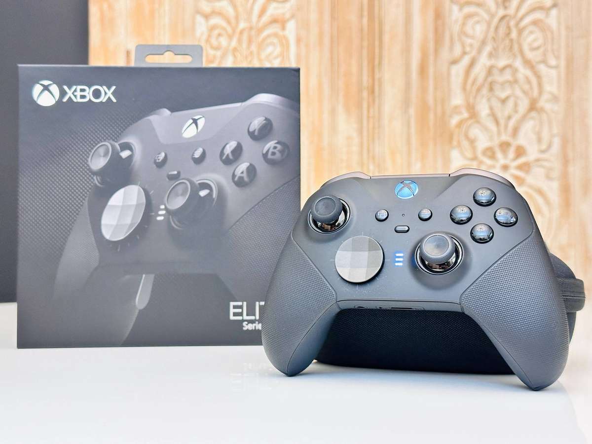 Xbox Elite Series 2 Controller with Original Box