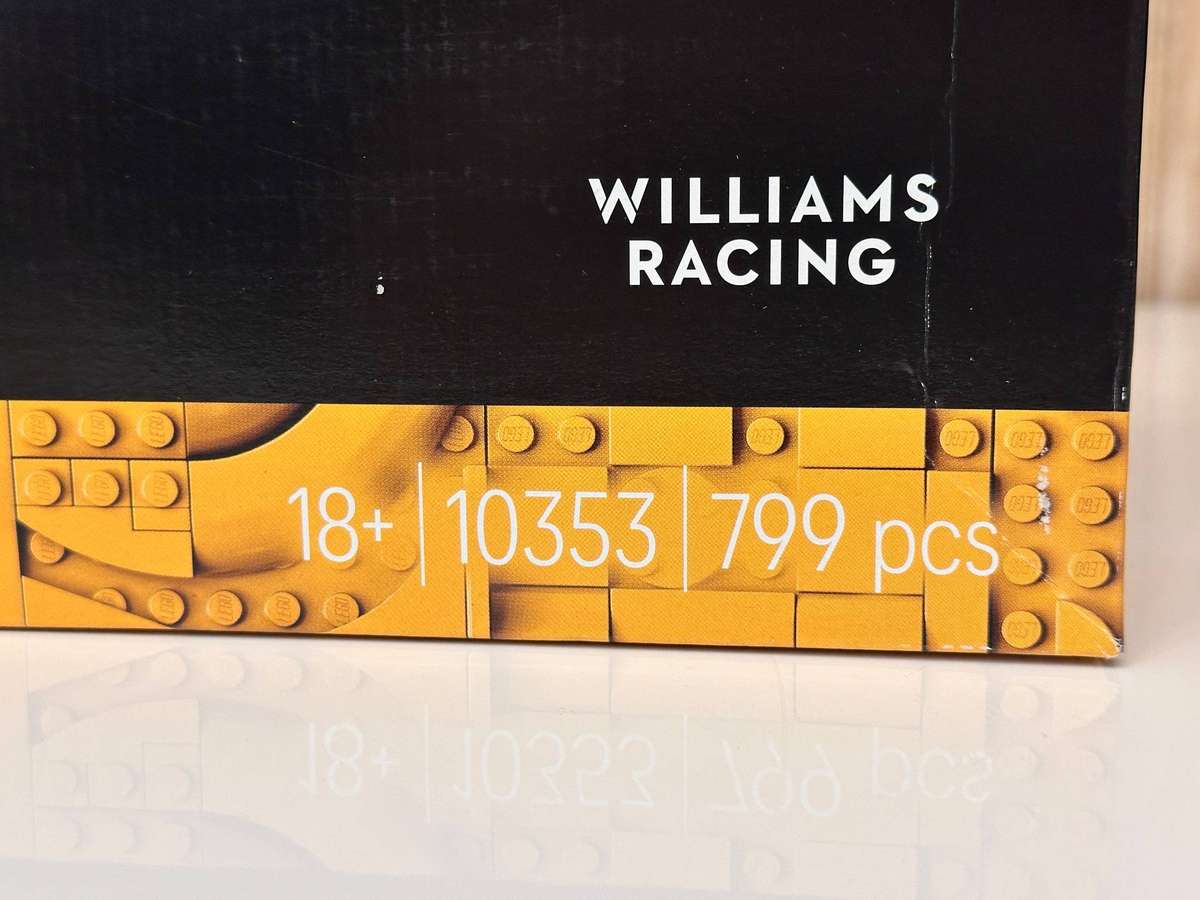 Lego Iconic F1 Nigel Mansell Williams Racing Collectable Model with Original Box