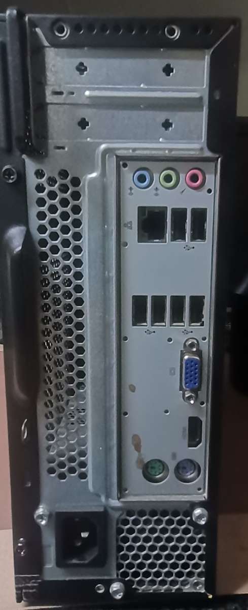 Aspire X3450 Desktop - 500GB HDD/ 2GB RAM - Windows 7 Starter (licensed)