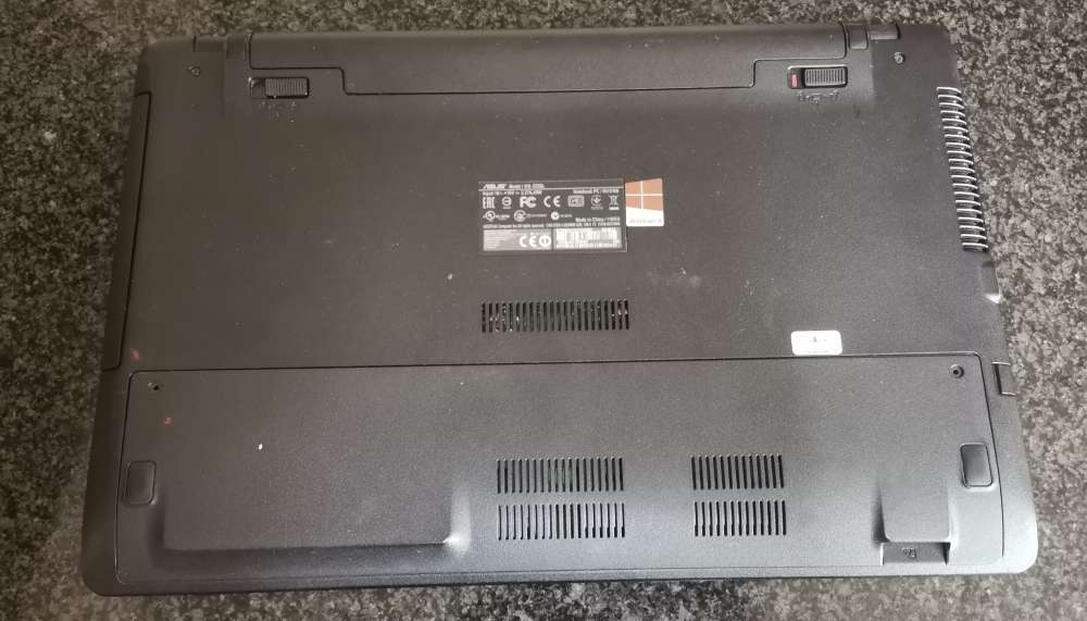 ASUS SonicMaster X550L CORE i3 Laptop - For spares or repairs