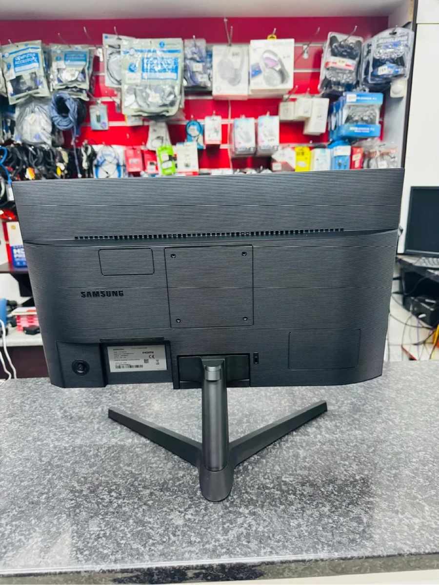 Samsung 24 F24T350FHA IPS Monitor  Full HD  75Hz  Pre-Owned