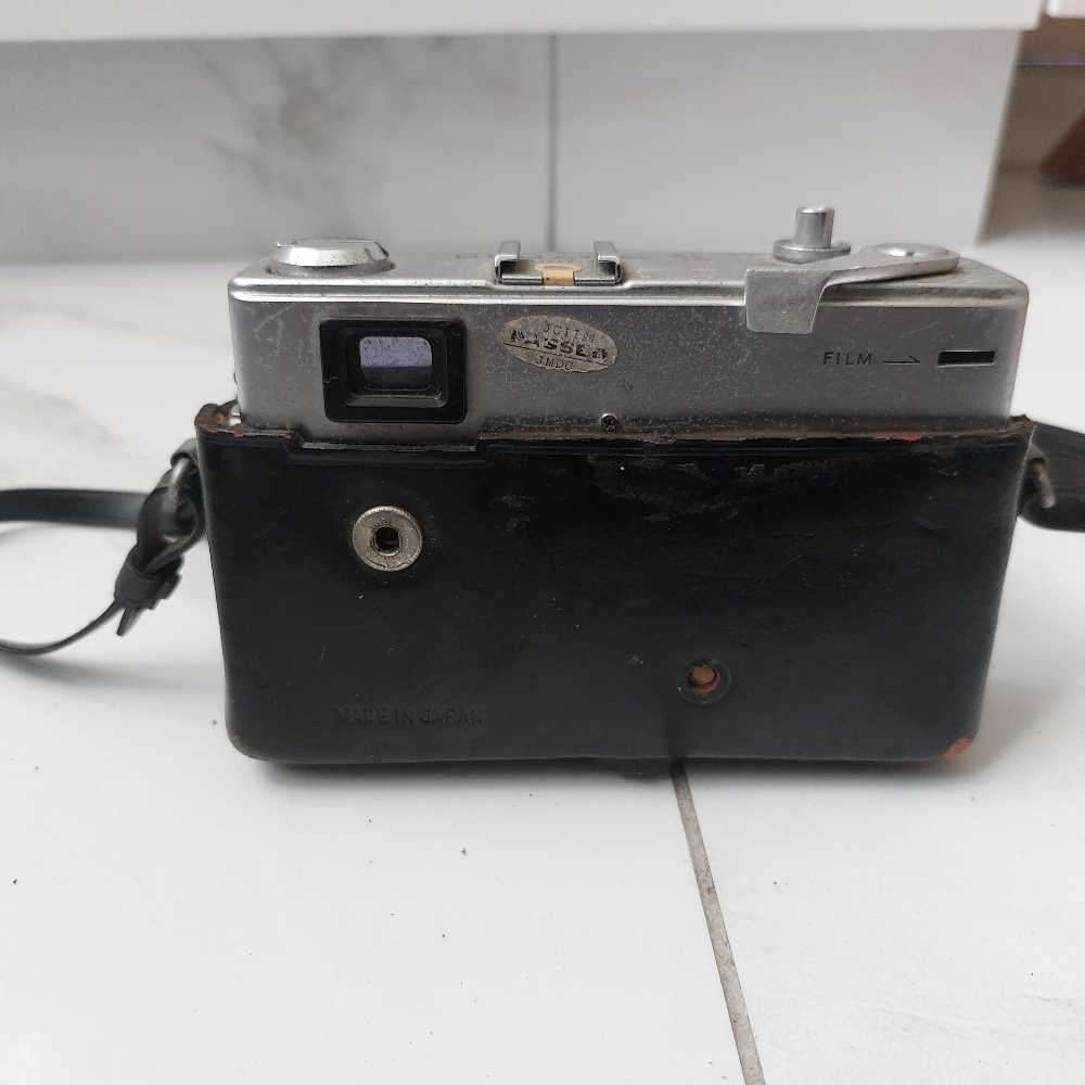 Vintage Minolta Hi-Matic 11