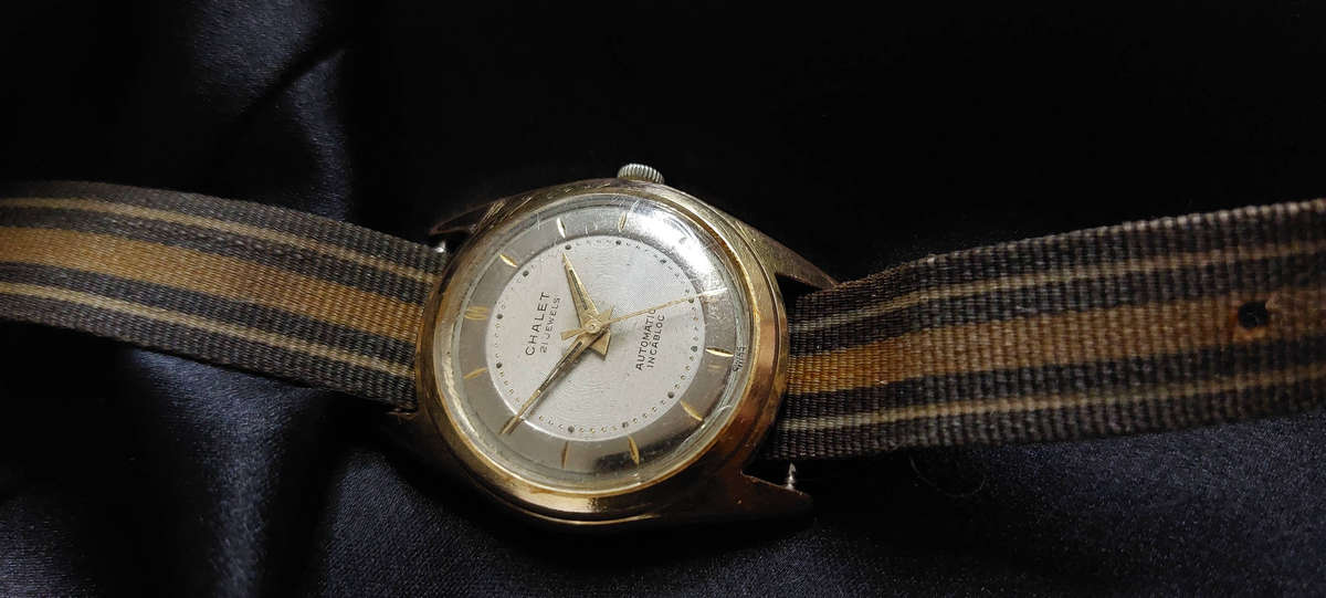 Chalet 21 Jewels Automatic