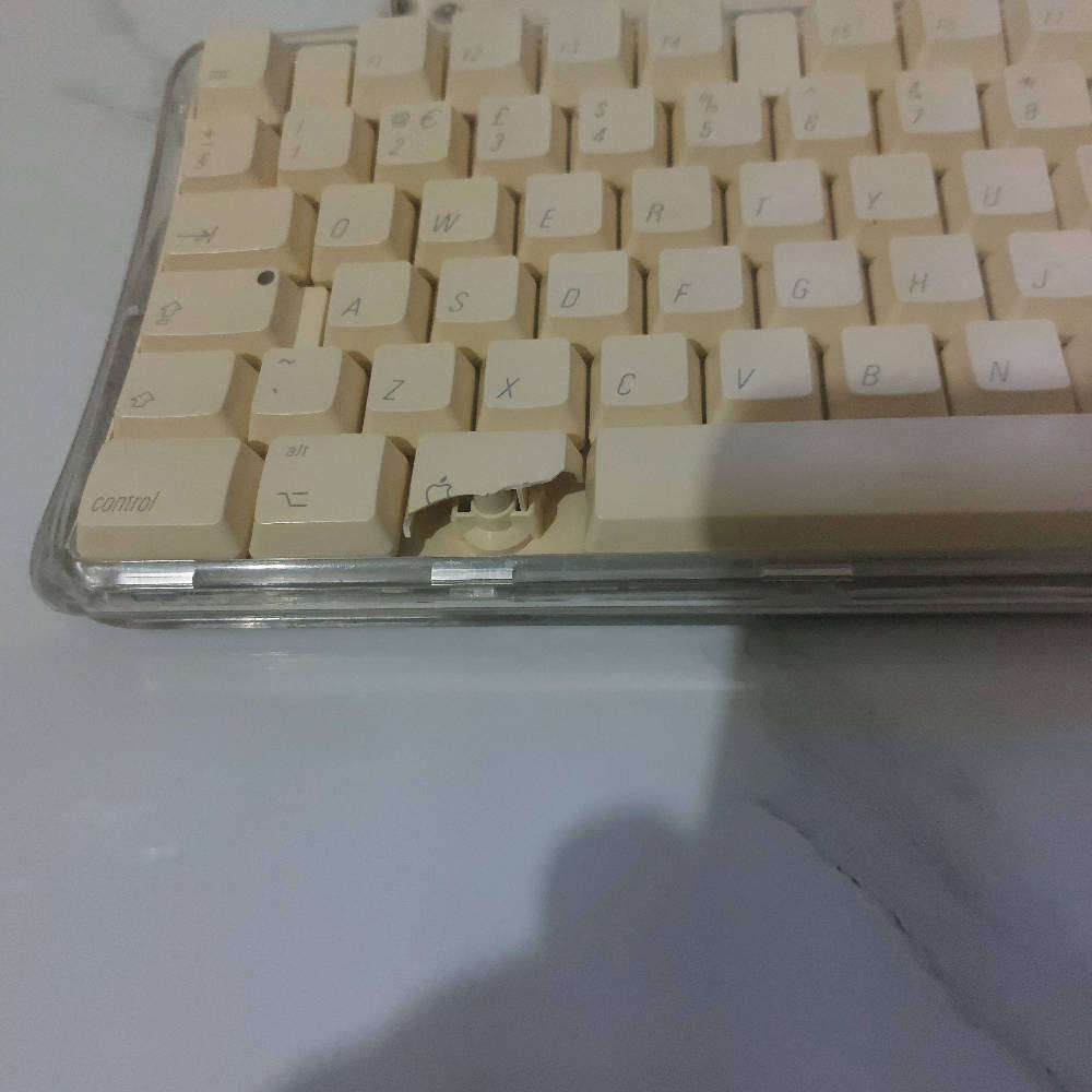 Vintage eMac computer