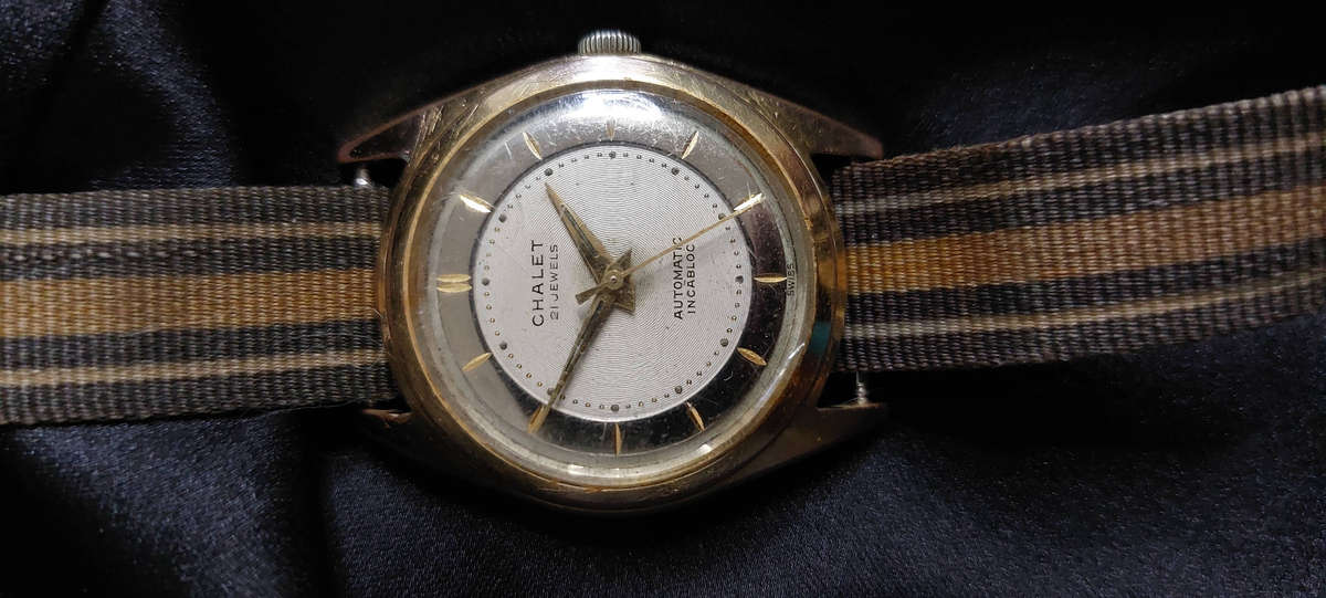 Chalet 21 Jewels Automatic