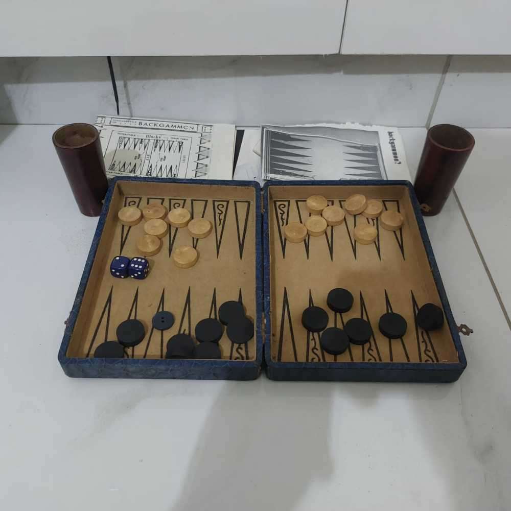 Vintage Small Travel Backgammon Game