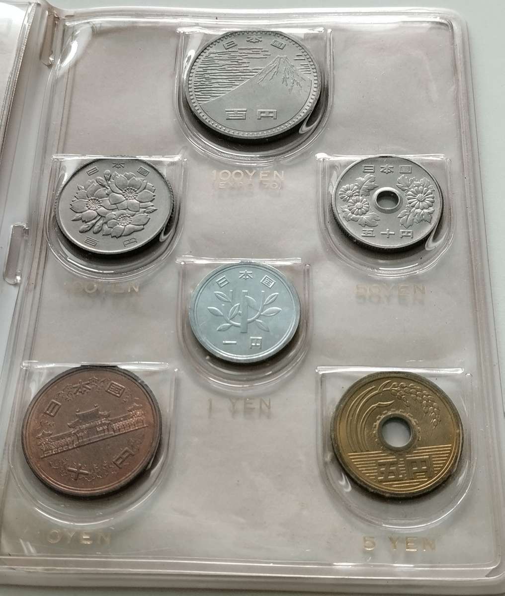 1970 Japanese Uncirculated Coin Set (1 Yen to 100 Yen)  #C0105