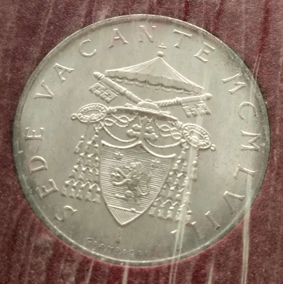 1958 500 Lire Vatican City Uncirculated Coin in Booklet #C0111