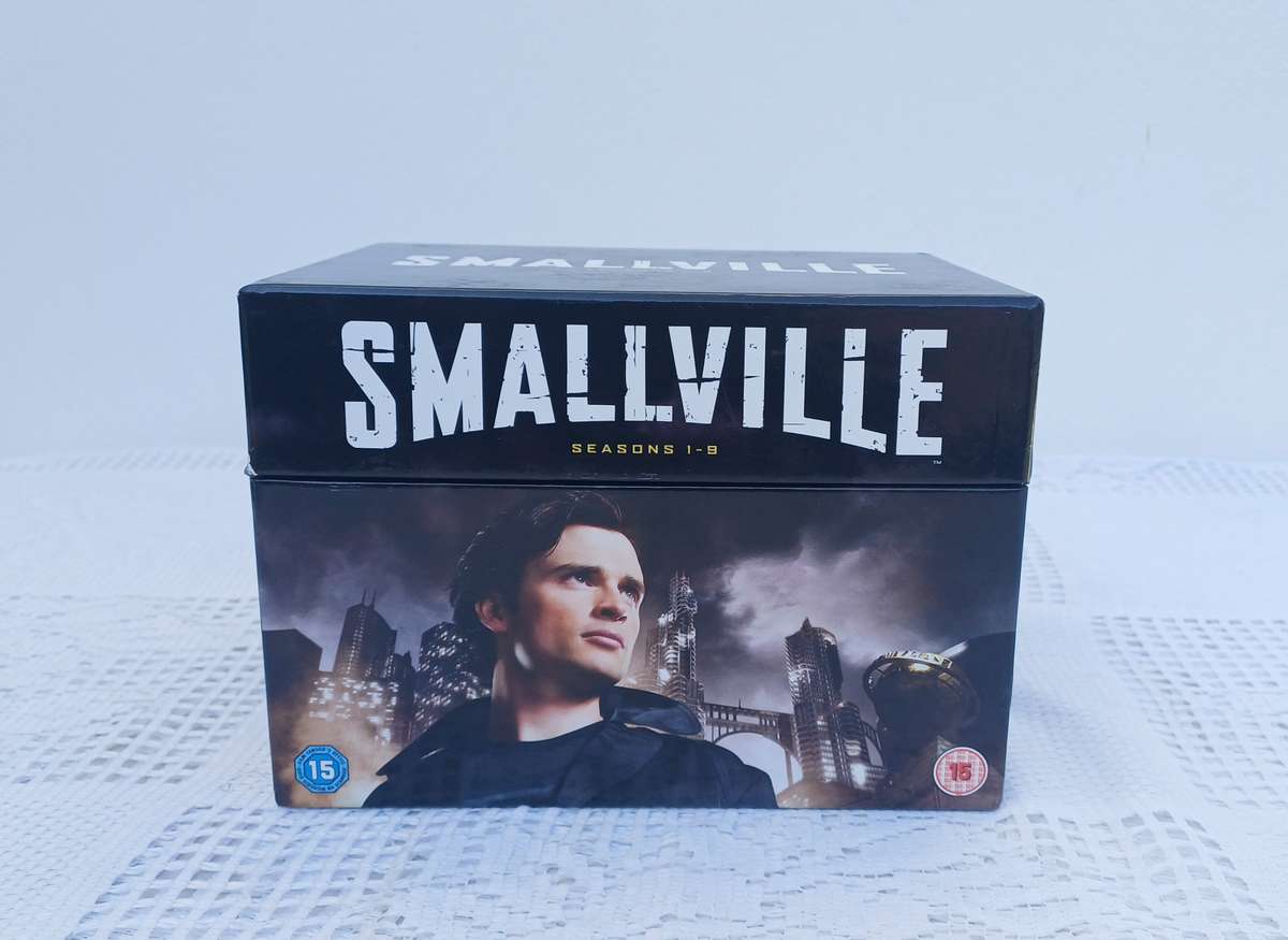 Smallville Box Set - Seasons 1-9 (DVD)