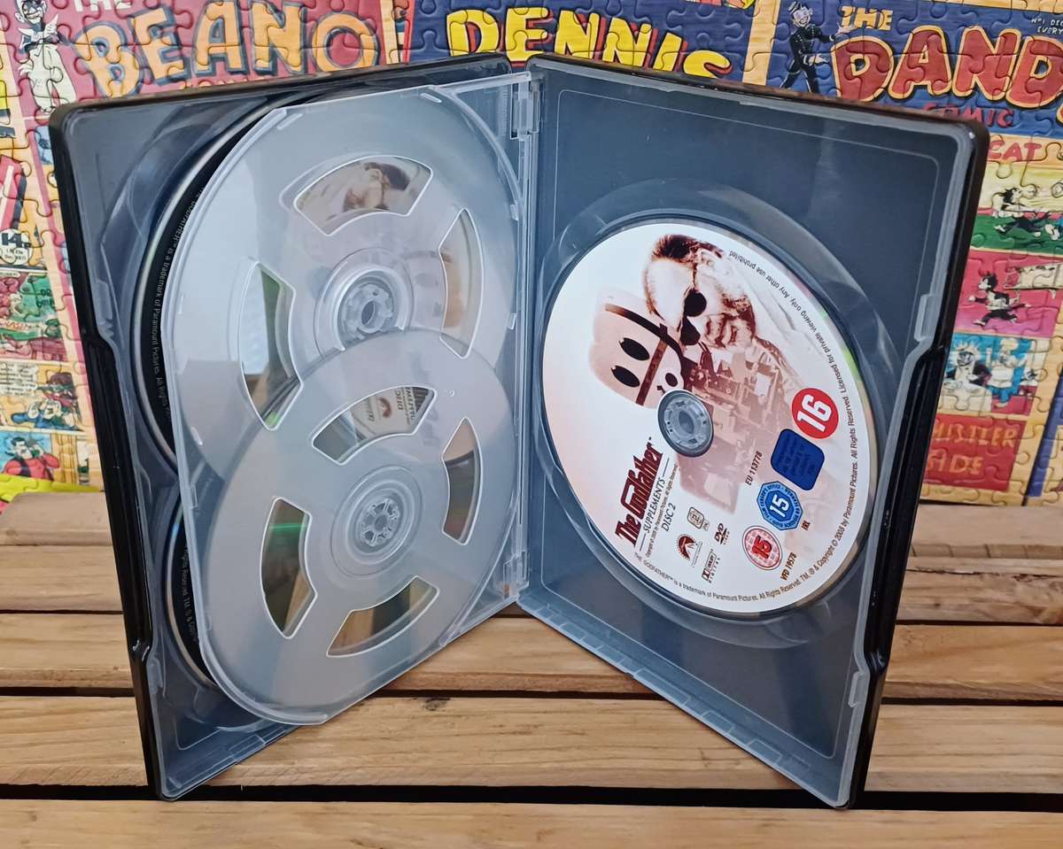 The Godfather: The Coppola Restoration - Steel Case (DVD)