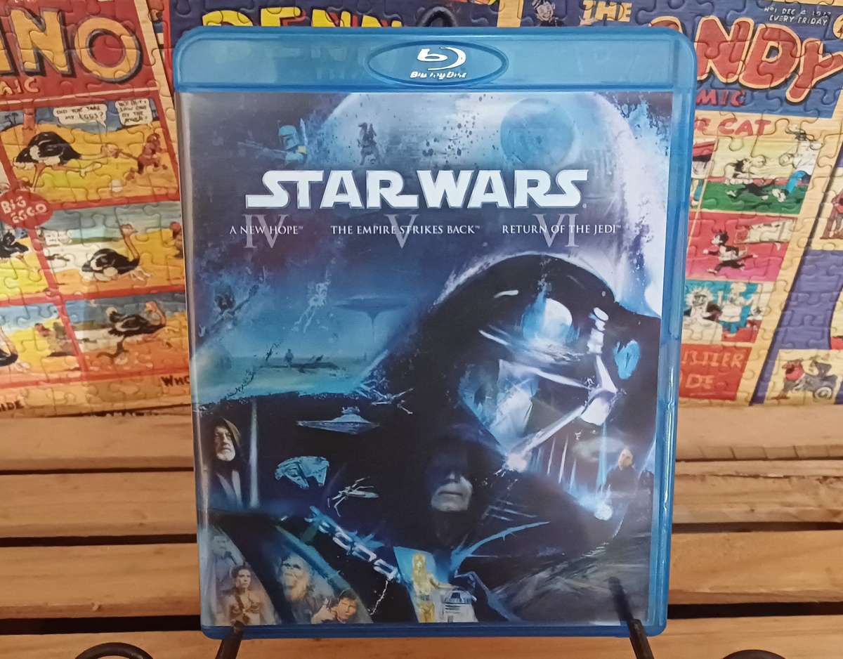 Star Wars Original Trilogy - A New Hope IV, Empire Strikes Back V, Return of The Jedi VI (Blu ray)