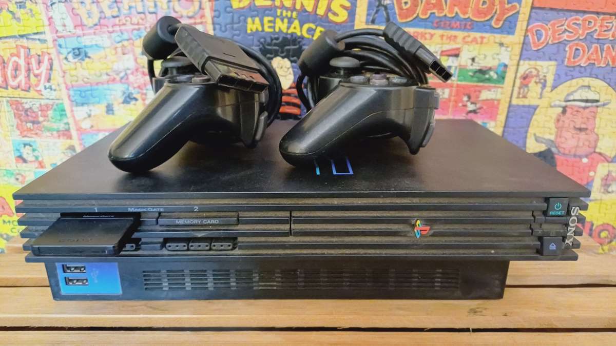 Sony PlayStation 2 Fat Console Model SCPH-50004 + 2 Controllers (No cables)