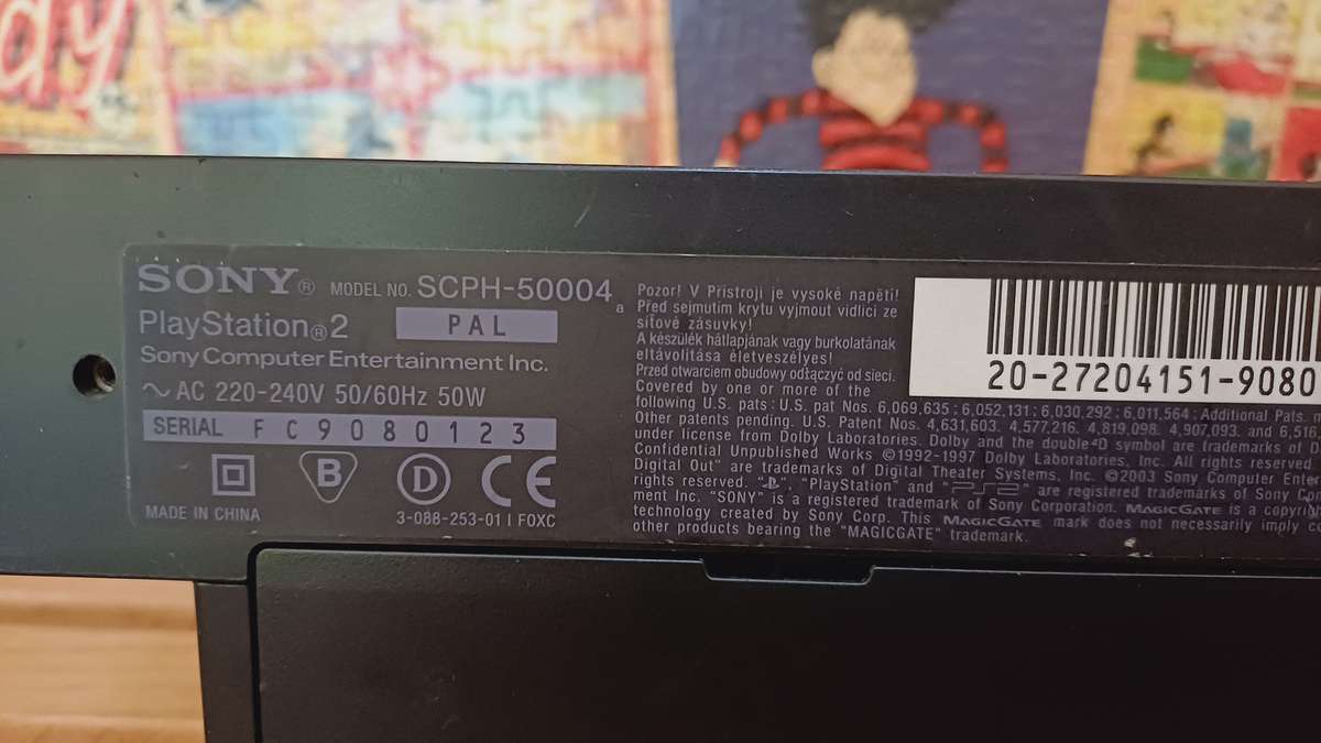 Sony PlayStation 2 Fat Console Model SCPH-50004 + 2 Controllers (No cables)