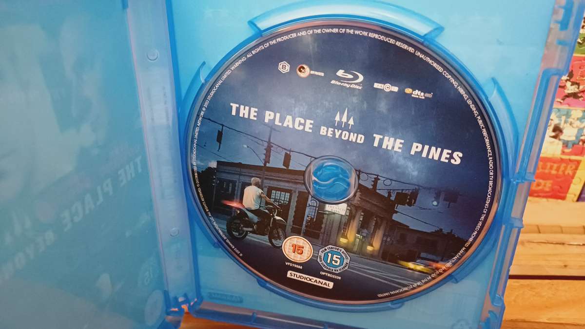 The Place Beyond The Pines (Blu ray)