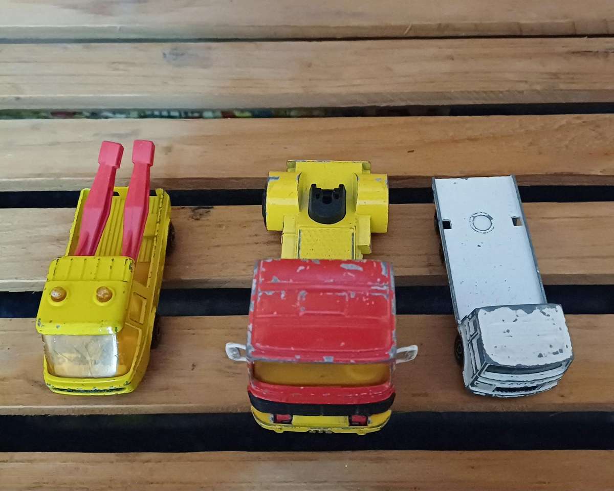 Bundle of assorted Die cast Cars