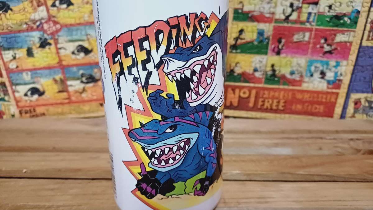 Vintage Street Sharks Hammerhead Jab Pizza Hut Cup Lid Top Toy Figure (1995) + Street Sharks Bottle