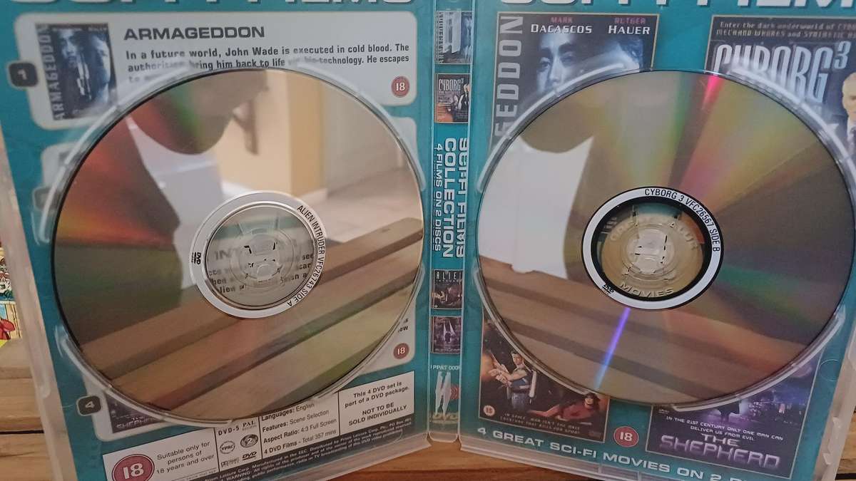 SC-FI Films Collection - 4 Great SC-FI Movies on 2 Discs (DVD)