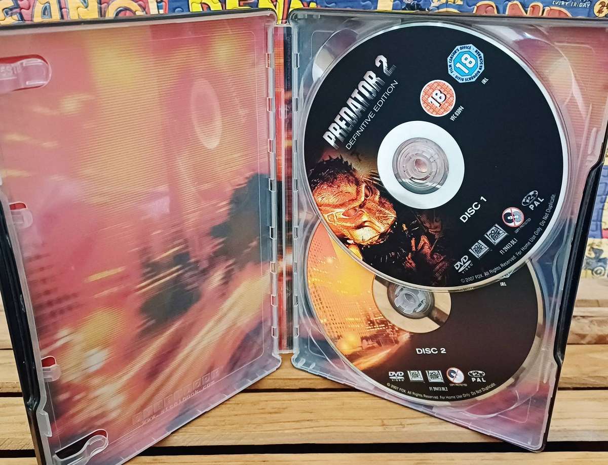 Predator 2 - Definitive Edition (Steelbook/DVD)