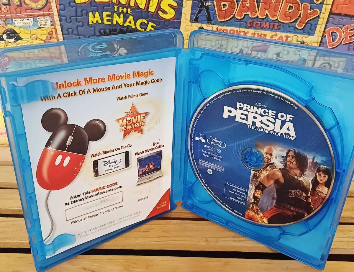 Prince of Persia: The Sands of Time (Blu ray + DVD + Digital Copy)