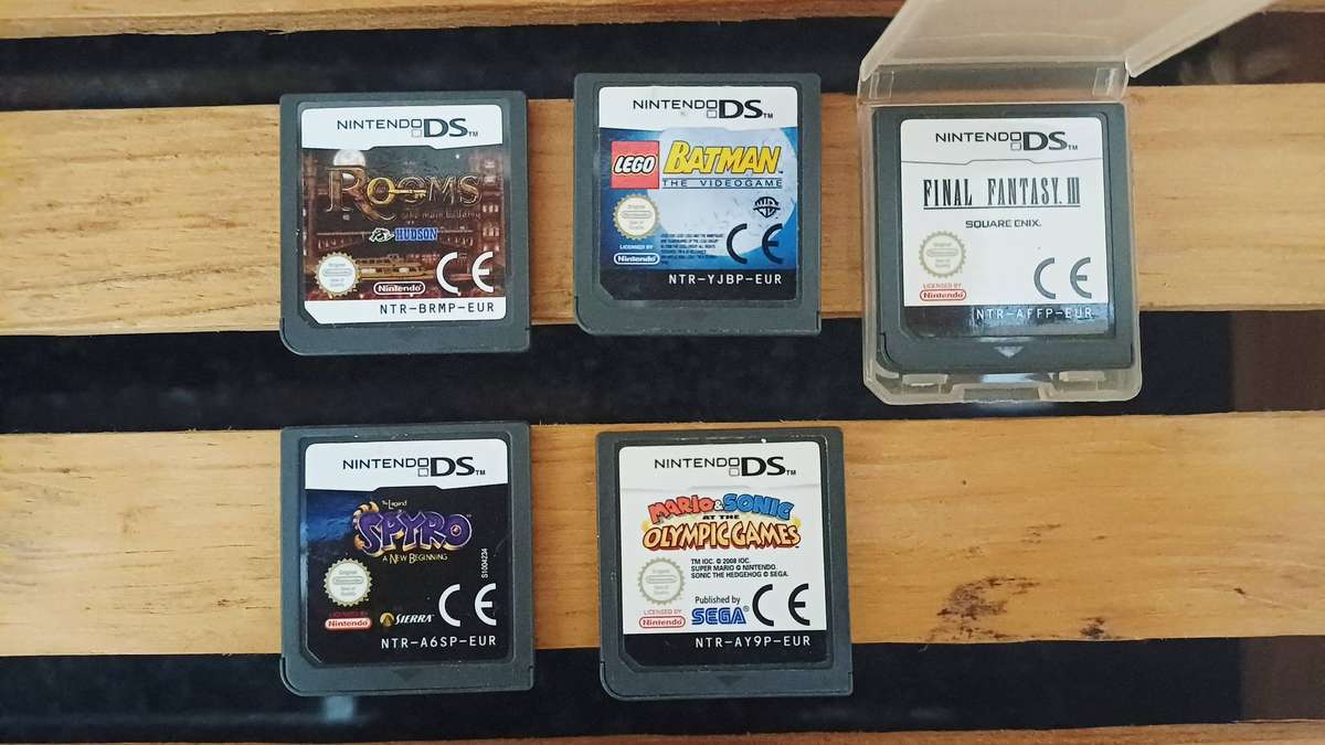 Nintendo DS Games Bundle