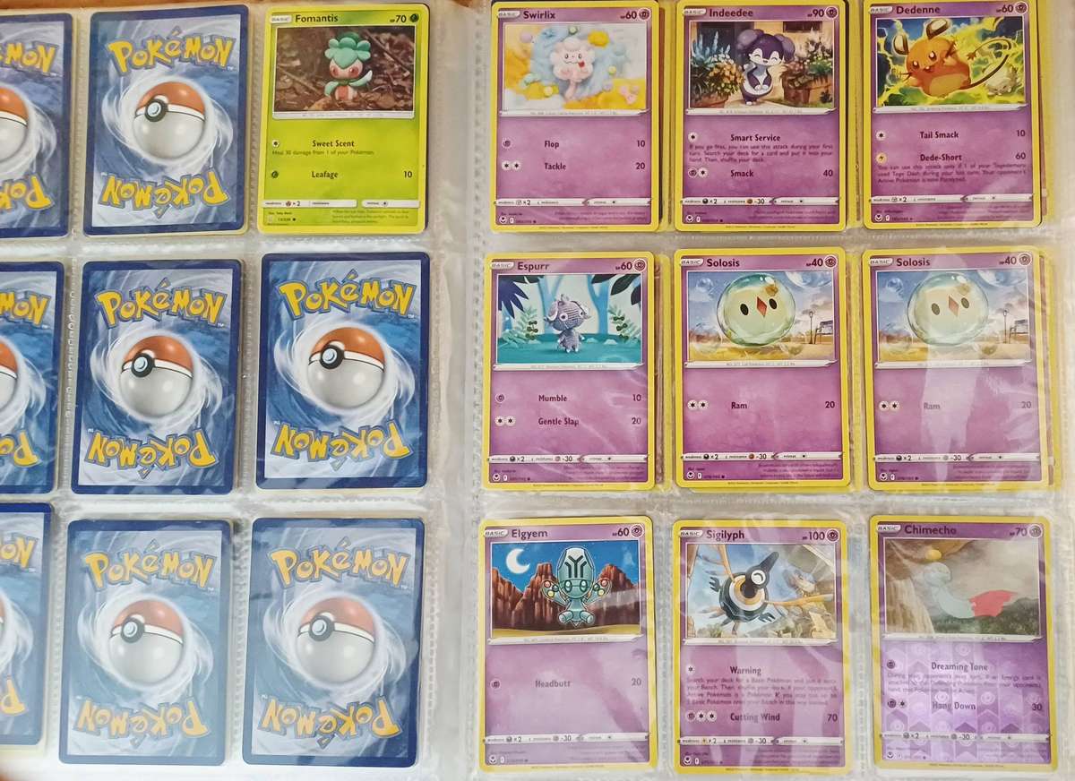 Big Bundle of Pokemon Cards