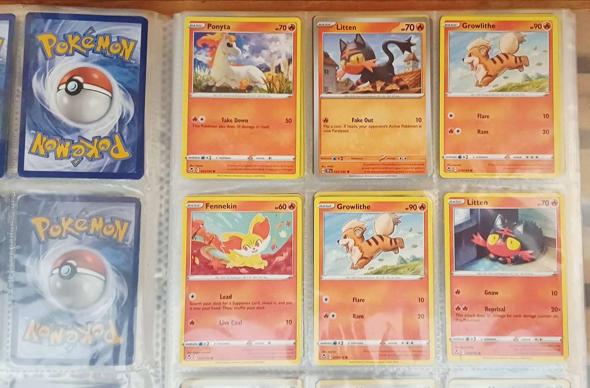 Big Bundle of Pokemon Cards