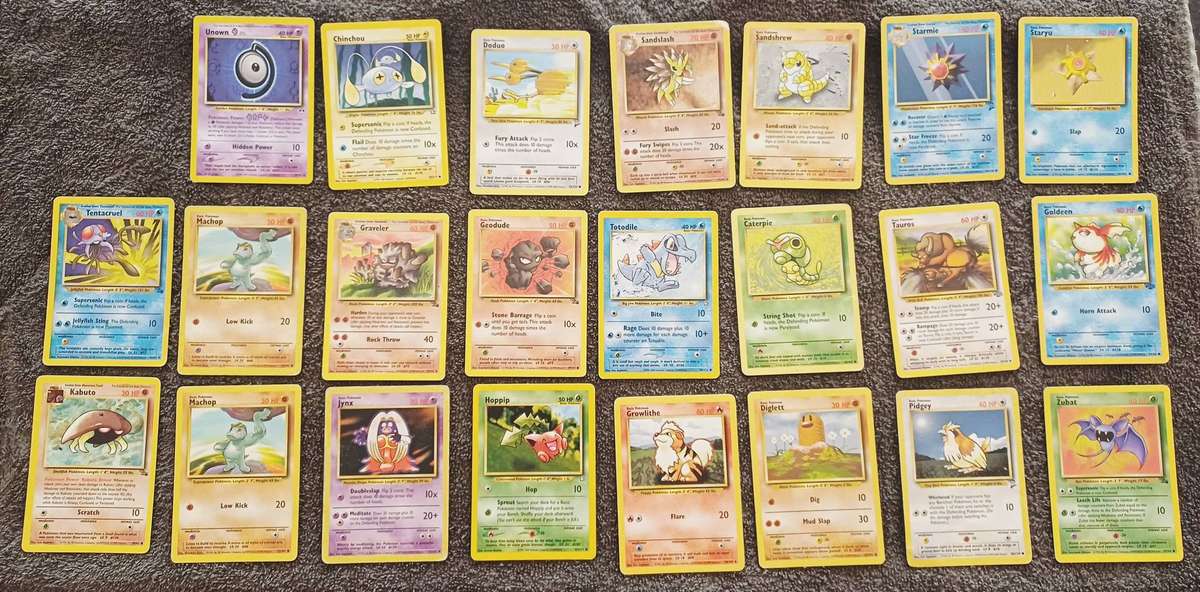 Bundle of Vintage Original Pokemon Cards (x176)