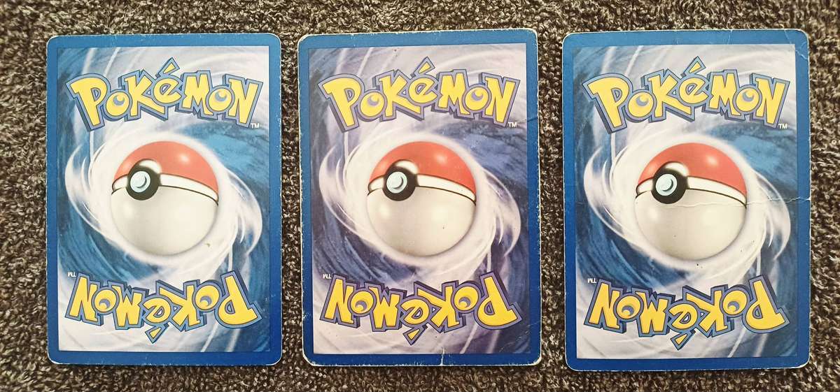 Bundle of Vintage Original Pokemon Cards (x176)