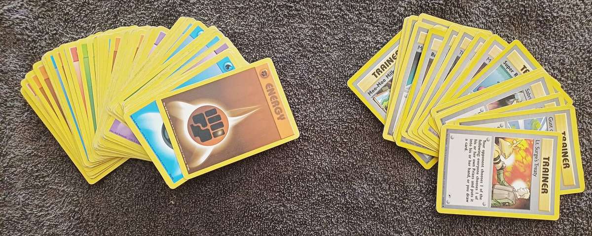 Bundle of Vintage Original Pokemon Cards (x176)