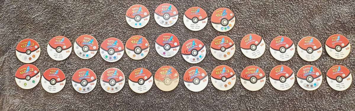 Bundle of Mixed 3D & Normal Pokemon Tazos + Pouch