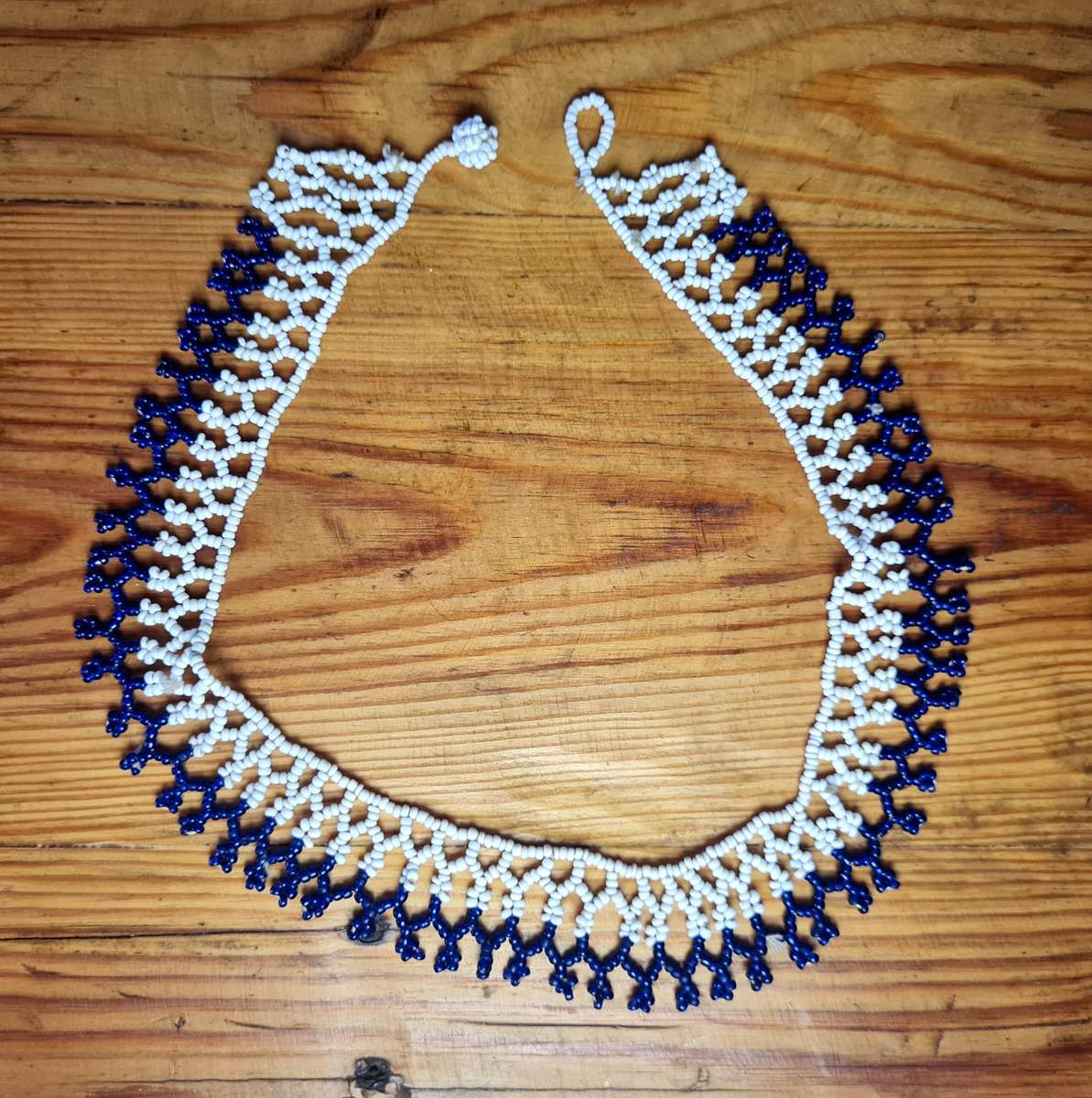 Bead necklace