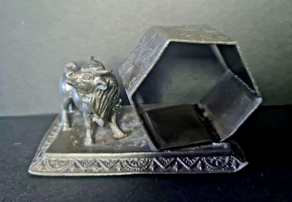 Victorian napkin ring.