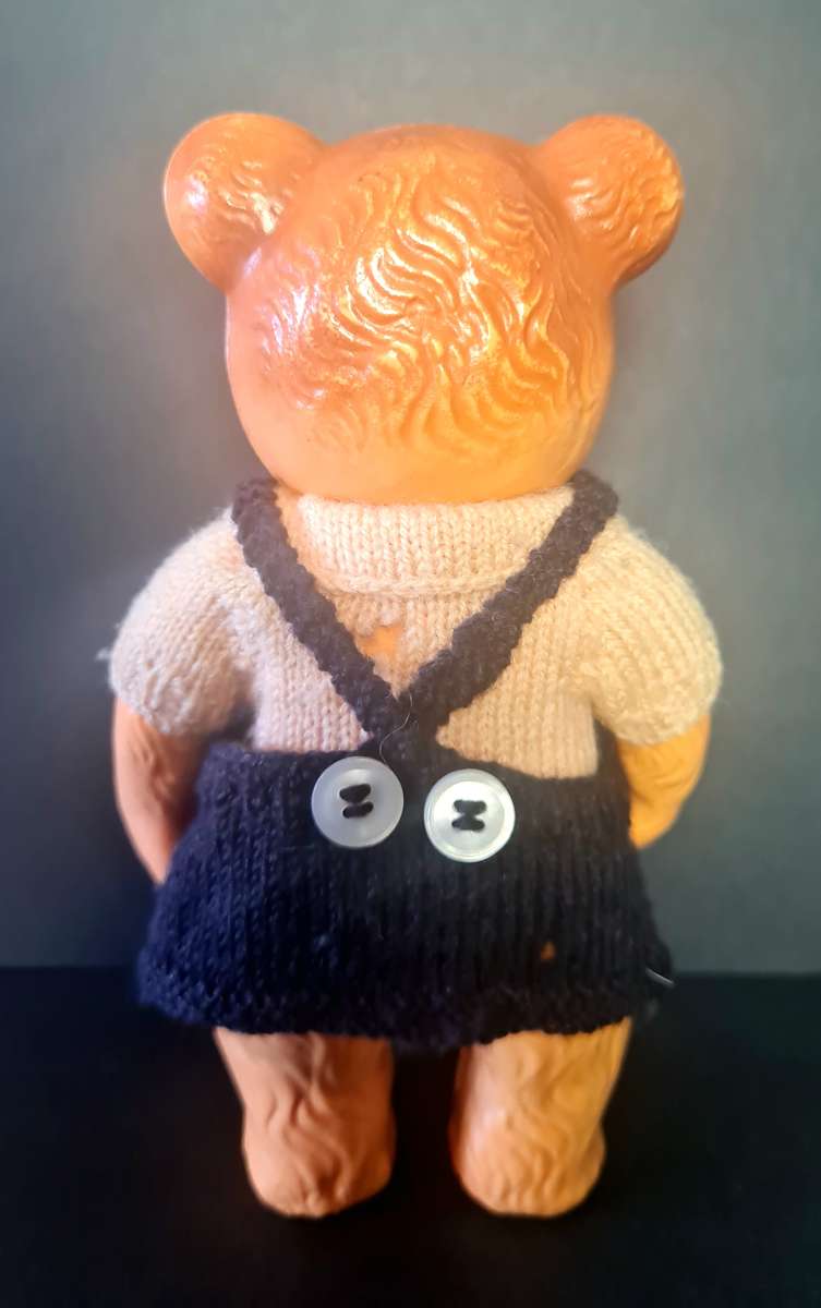 Vintage toy. Teddy bear. Rosebud