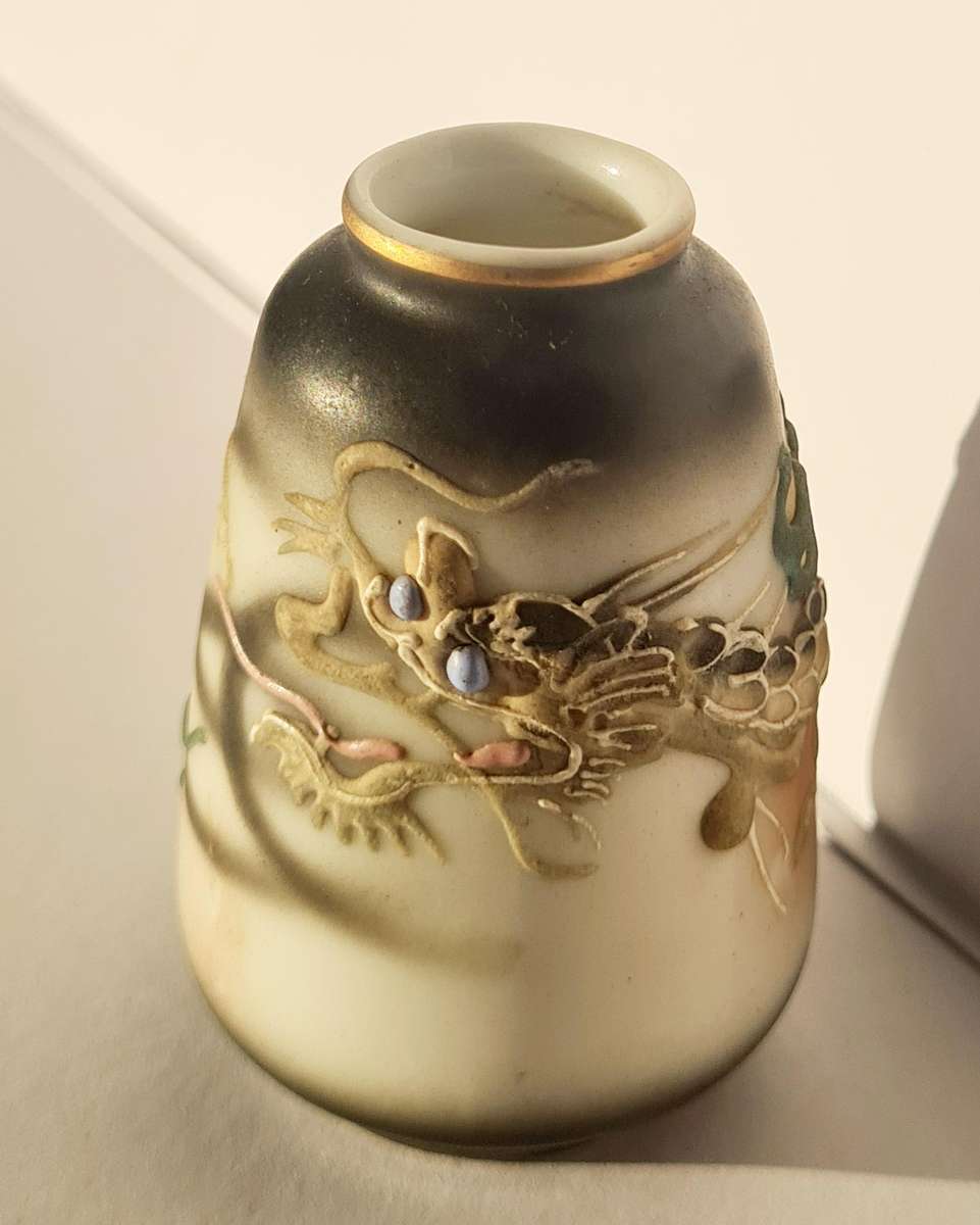 Vintage miniature dragon moriage vase