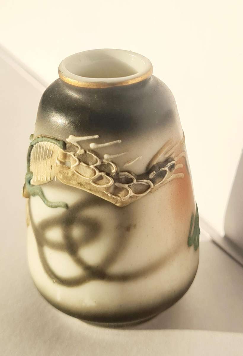Vintage miniature dragon moriage vase