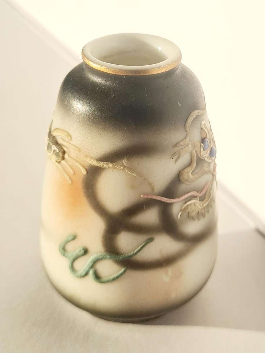 Vintage miniature dragon moriage vase