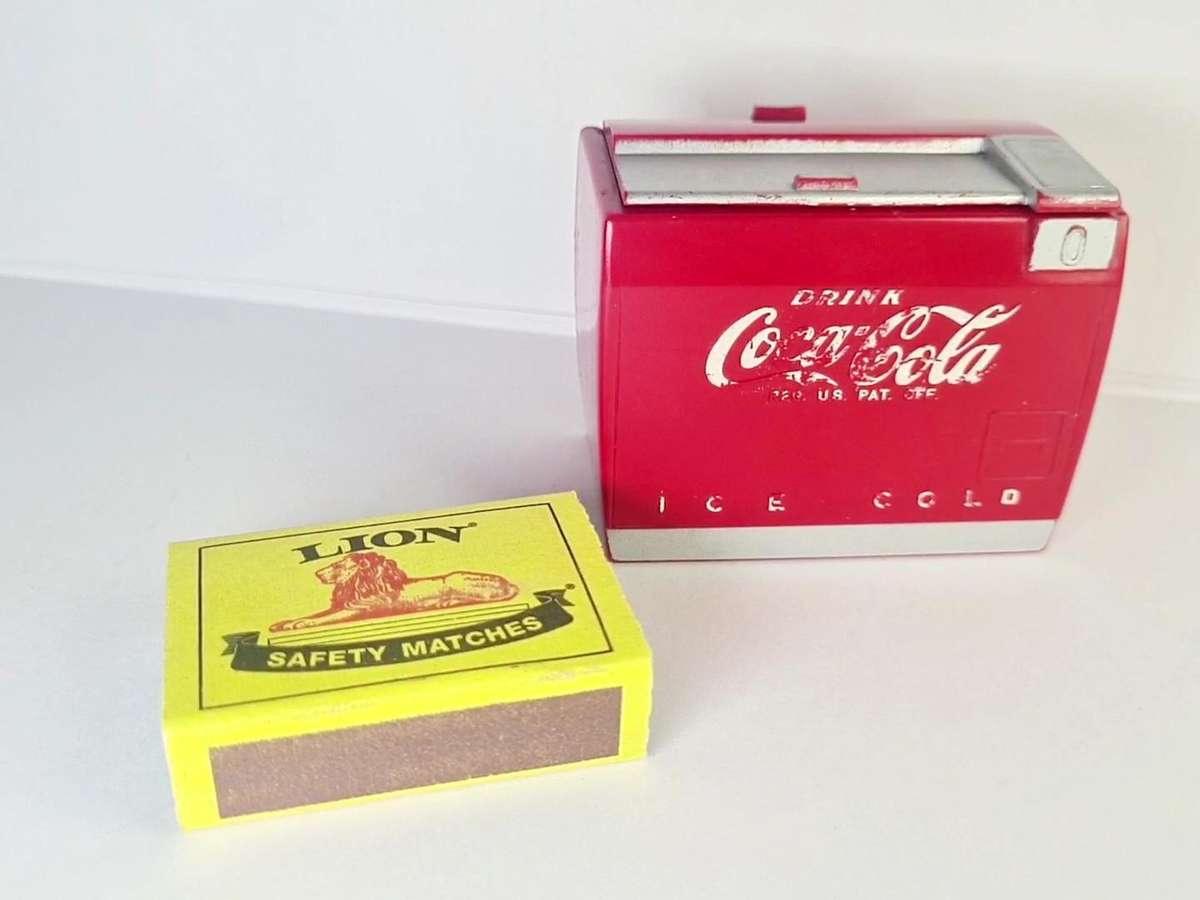 Coke a cola music box