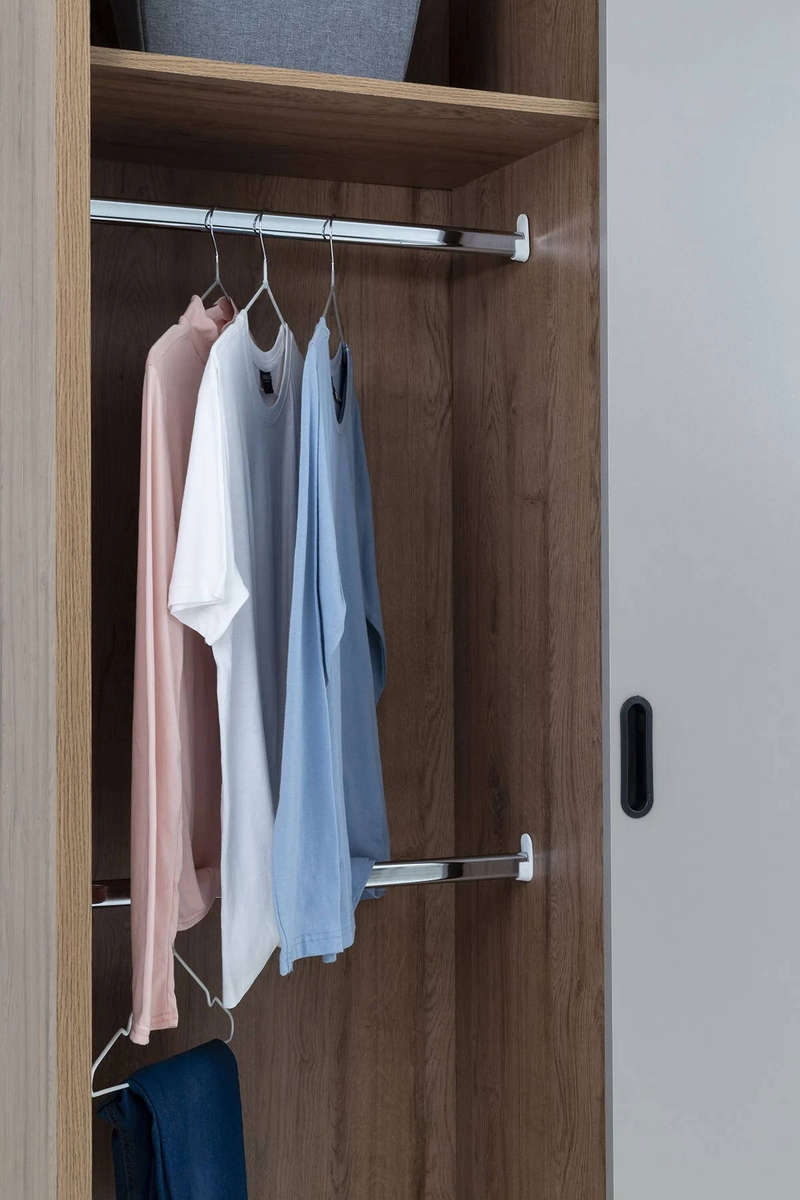 3 Door Wardrobe  Oak