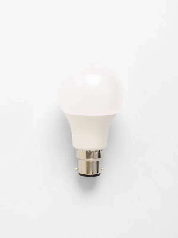 Eurolux LED Classic Globe Bulb A60 Cool White 6w B22 4000K Single N