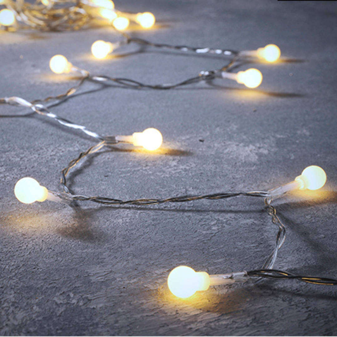 Berry String Lights  Classic White (14.7m, 192 LEDs)