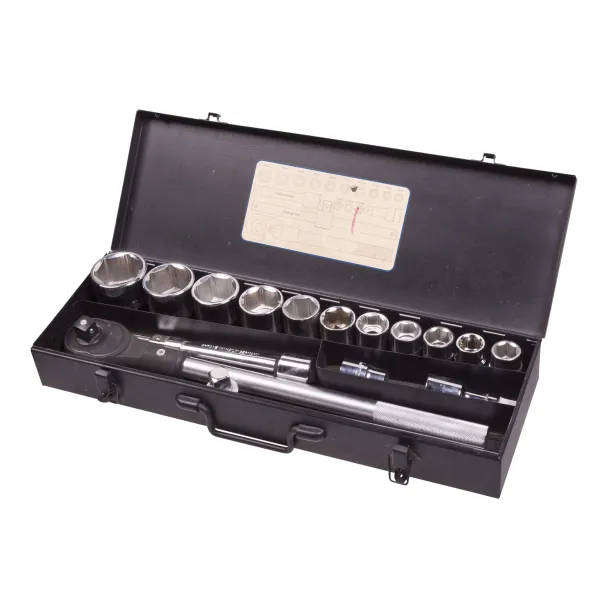 3/4 Inch Drive 18-Piece Socket Set