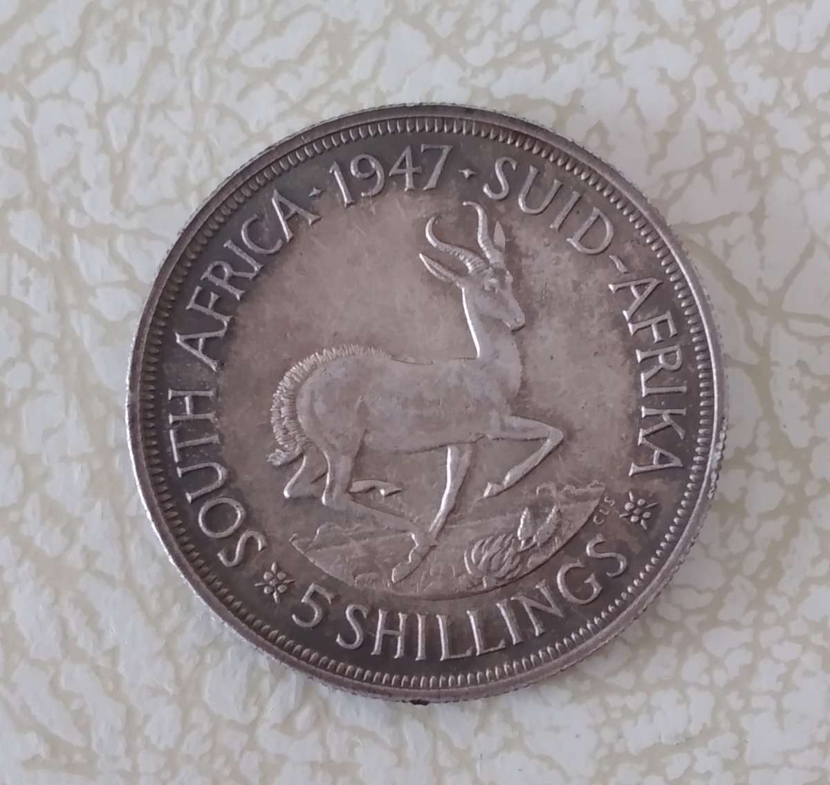 1947 SA Union 80% Silver Crown in Top condition - Good enough to grade